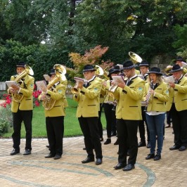 Dožínky ErntedankKirche Patzmannsdorf