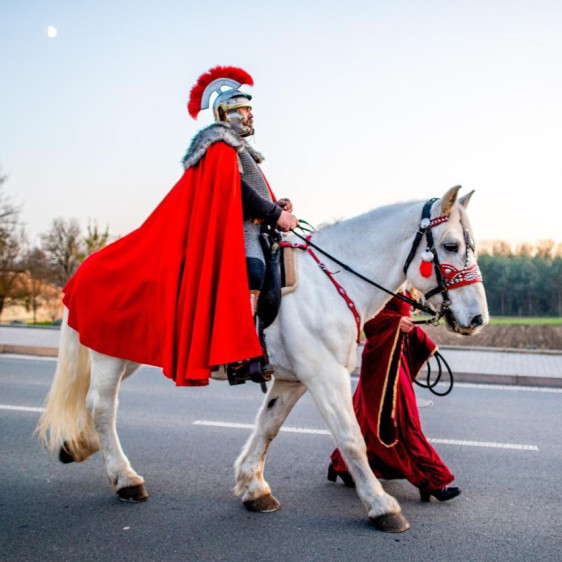 Svatomartinský průvod v Rybníkách u Moravského Krumlova